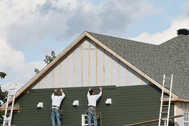 Professional Siding Installation technician working in Saxton, PA